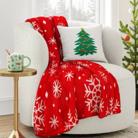 Red Soft Blanket with Snowflakes - Picture 5 of 14